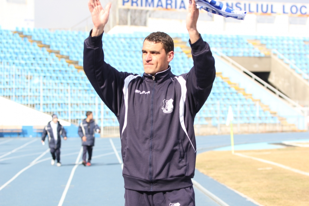 Fotbal / Ion Barbu, noul antrenor principal al FC Farul - ionbarbu3-1335186144.jpg