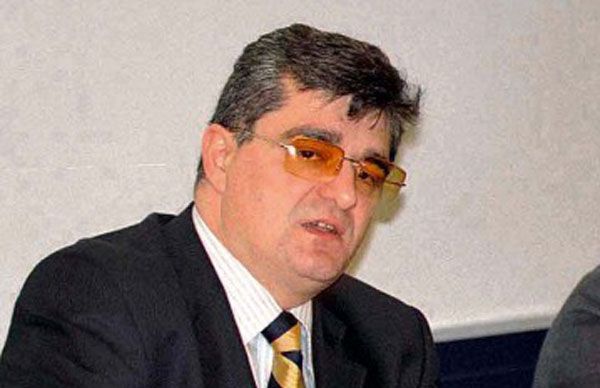 Percheziții la fostul președinte al Federației Române de Box, omul de afaceri Iosif Armaș - iosifarma-1459924515.jpg
