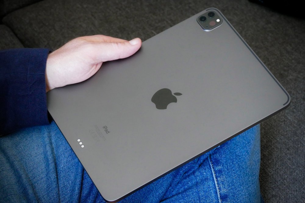 Apple vrea să lanseze tablete mai mari, de peste 12,9 inch - ipad-1624859858.jpg