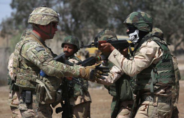 ZECI DE EXECUȚII! Militarii antrenați de forțele americane au dat lovitura - irak465x390-1501170369.jpg