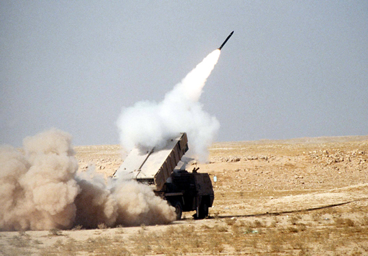 Iranul a testat cu succes două tipuri de rachetă  cu rază scurtă de acțiune - iranulatestatrachete-1363347068.jpg