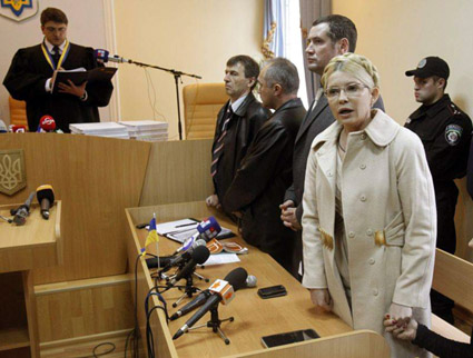 Iulia Timoșenko îl compară pe Ianukovici cu Stalin - iulia-1386338258.jpg