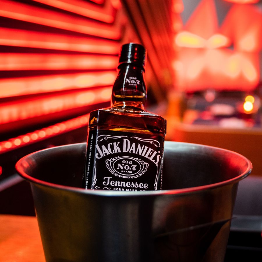 Jack Daniel's și cola – mixul perfect pentru bărbații siguri pe gusturile lor! - jackdaniels1-1647330218.jpg