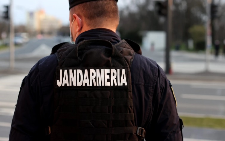 Jandarm găsit împușcat! Avea mai multe răni în zona toracelui - jandarm-1698058649.jpg