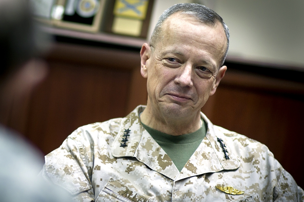 Comandantul american al forțelor NATO în Afganistan, implicat în scandalul Petraeus - johnallen-1352792041.jpg