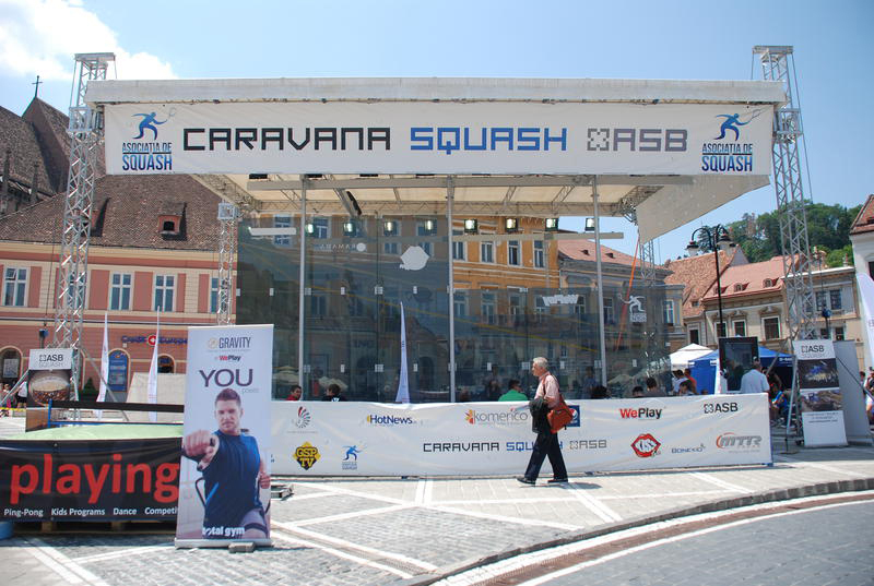 Constanța găzduiește, începând de astăzi, a treia etapă a Caravanei Squash! - jos-1374170802.jpg