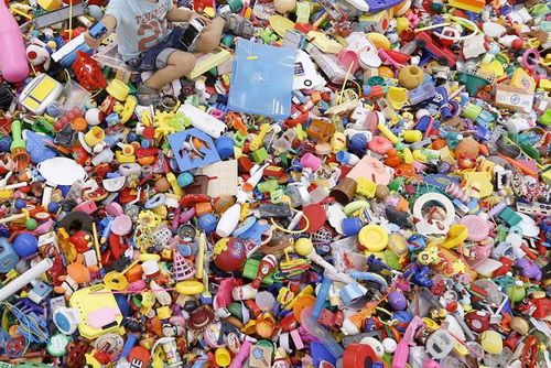 Mii de jucării confiscate în port - jucariiconfiscate-1420622794.jpg