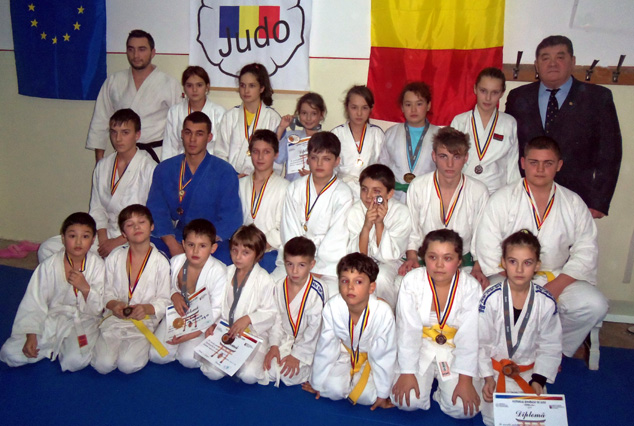 La LPS, medaliile vin de pe tatami - judo-1323879517.jpg