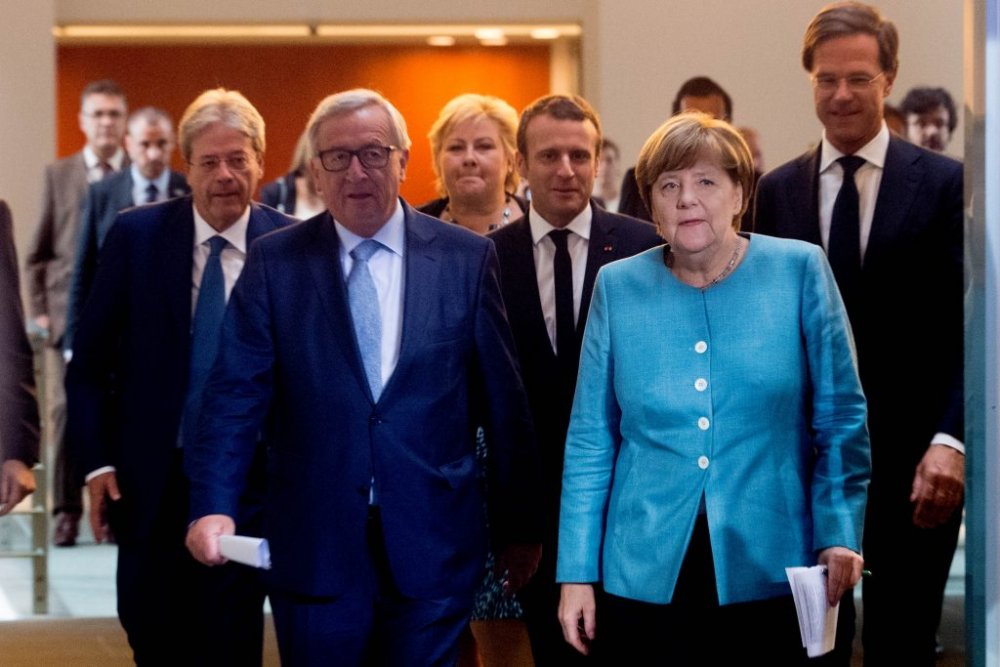 Merkel, Macron și Juncker avertizează că Europa nu mai poate conta pe SUA - junckermerkelmacron1024x683-1525968185.jpg