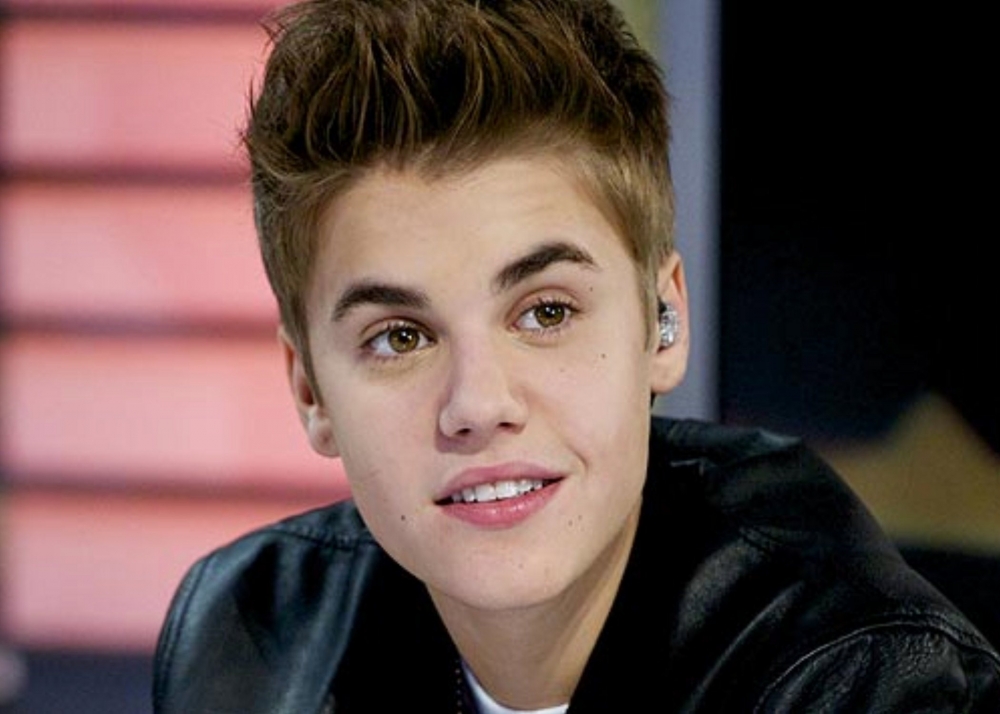 Justin Bieber, implicat într-un accident la Hollywood - justinbieber-1371575696.jpg