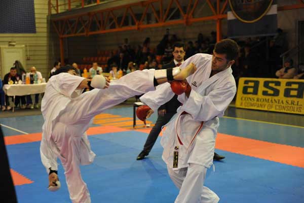 Karate: Cupa României la Karate WKC are loc la București - karatesursasptfmro-1416397725.jpg