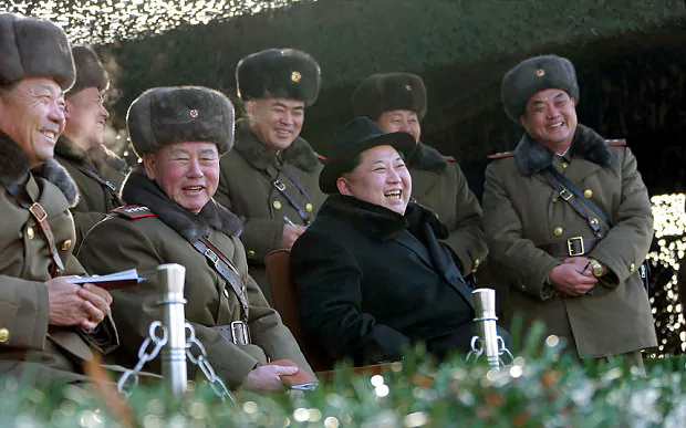 Kim Jong-un a organizat o recepție pentru cei care au lucrat la testul nuclear - kim-1505045695.jpg
