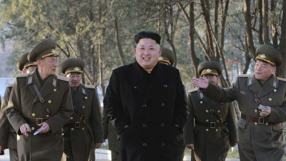 Kim Jong-Un ar putea să viziteze o importantă bază a marinei ruse - kim-1555933607.jpg