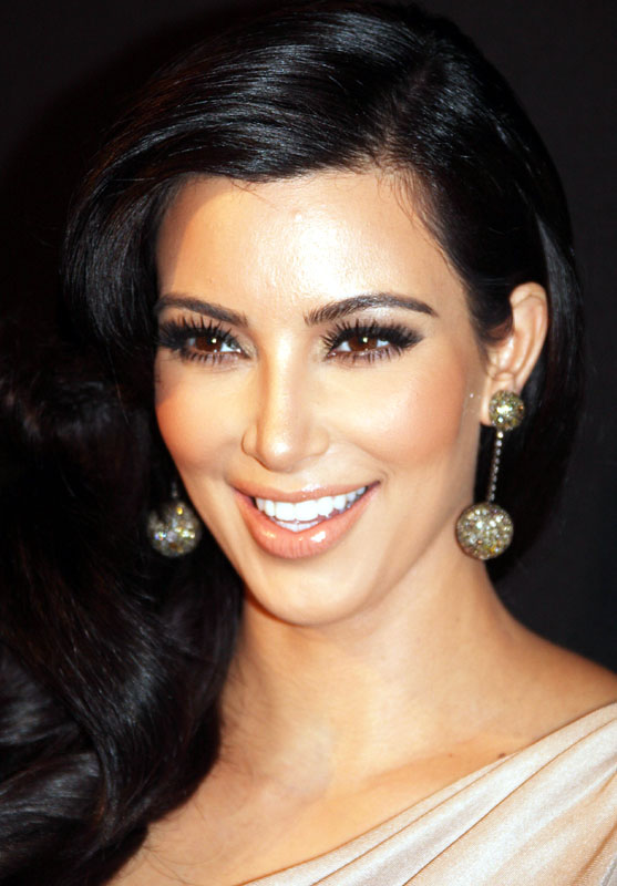 Kim Kardashian își surprinde fanii cu o decizie neașteptată - kimkardashian-1334840442.jpg