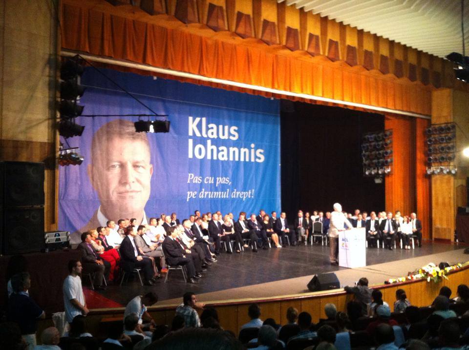 Klaus Iohannis: Garantez că nu se vor tăia pensiile cât sunt eu președinte - klaus1410597603-1415738151.jpg