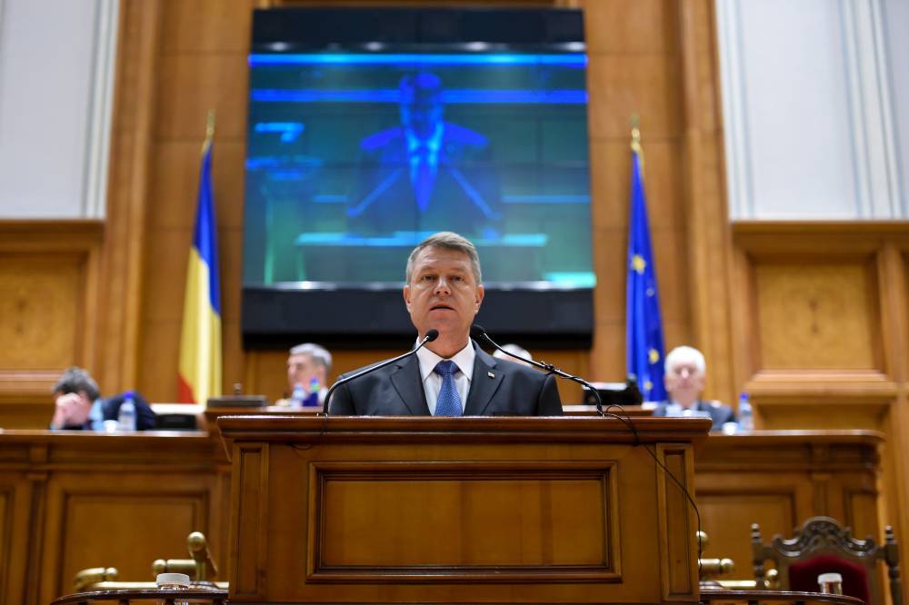 Președintele Iohannis, discurs în Parlament - klausiohannisinparlament-1450252433.jpg