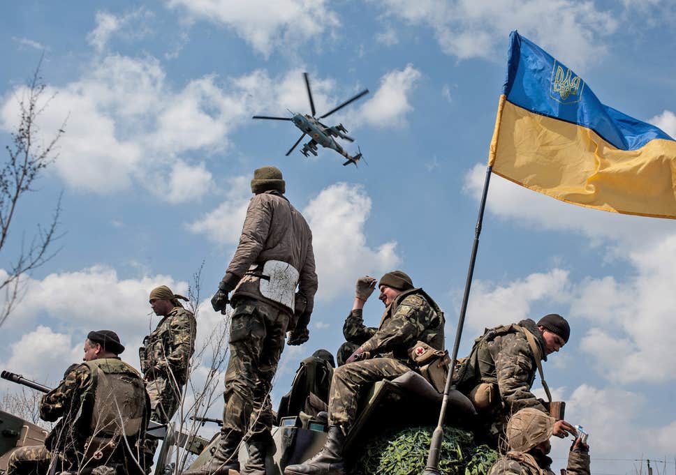 Kremlin: Estul separatist al Ucrainei trebuie să primească un statut special - kremlin-1573595041.jpg
