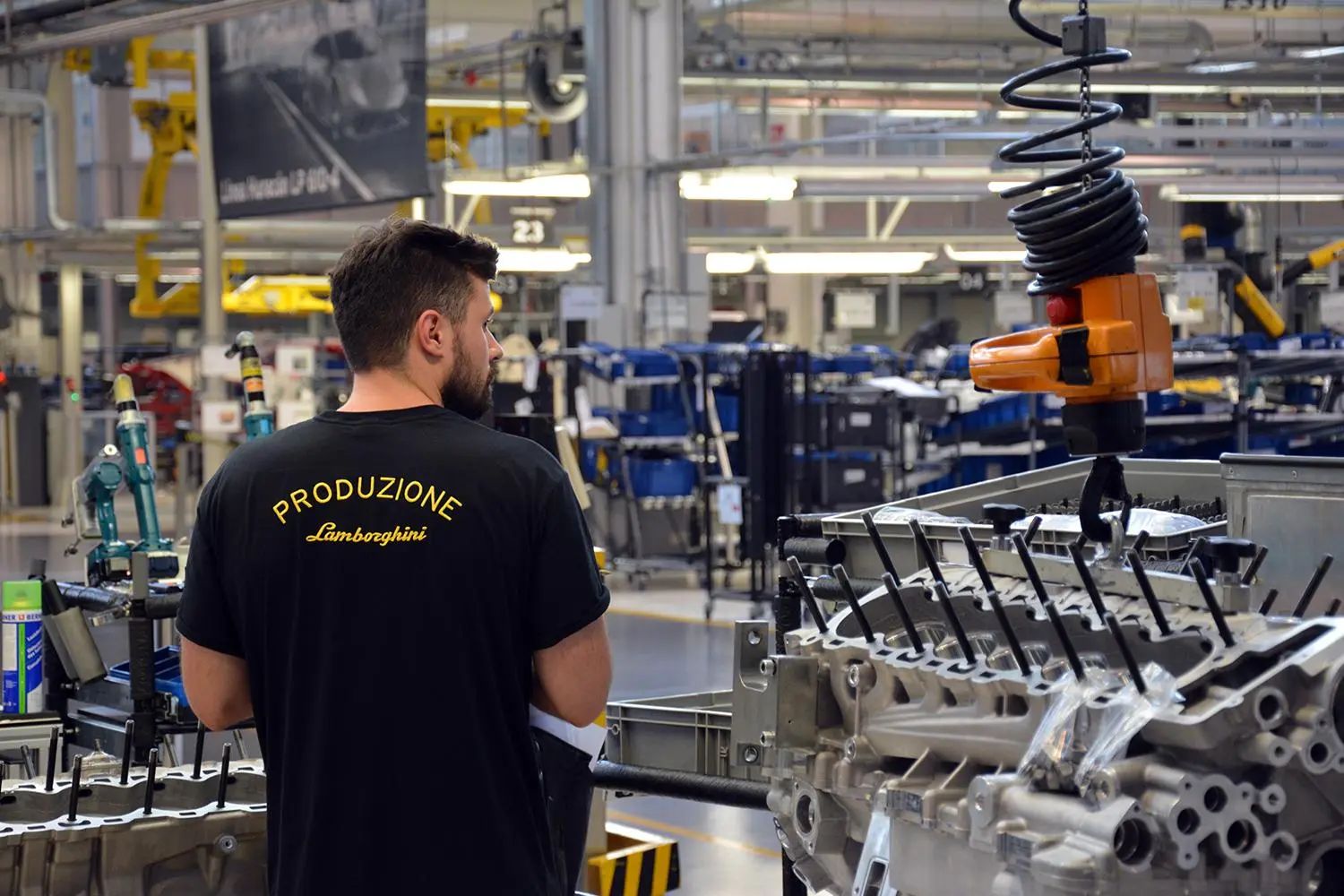 Lamborghini introduce săptămâna de lucru de patru zile pentru muncitorii de pe linia de producţie - lamborghini-1701787711.jpg