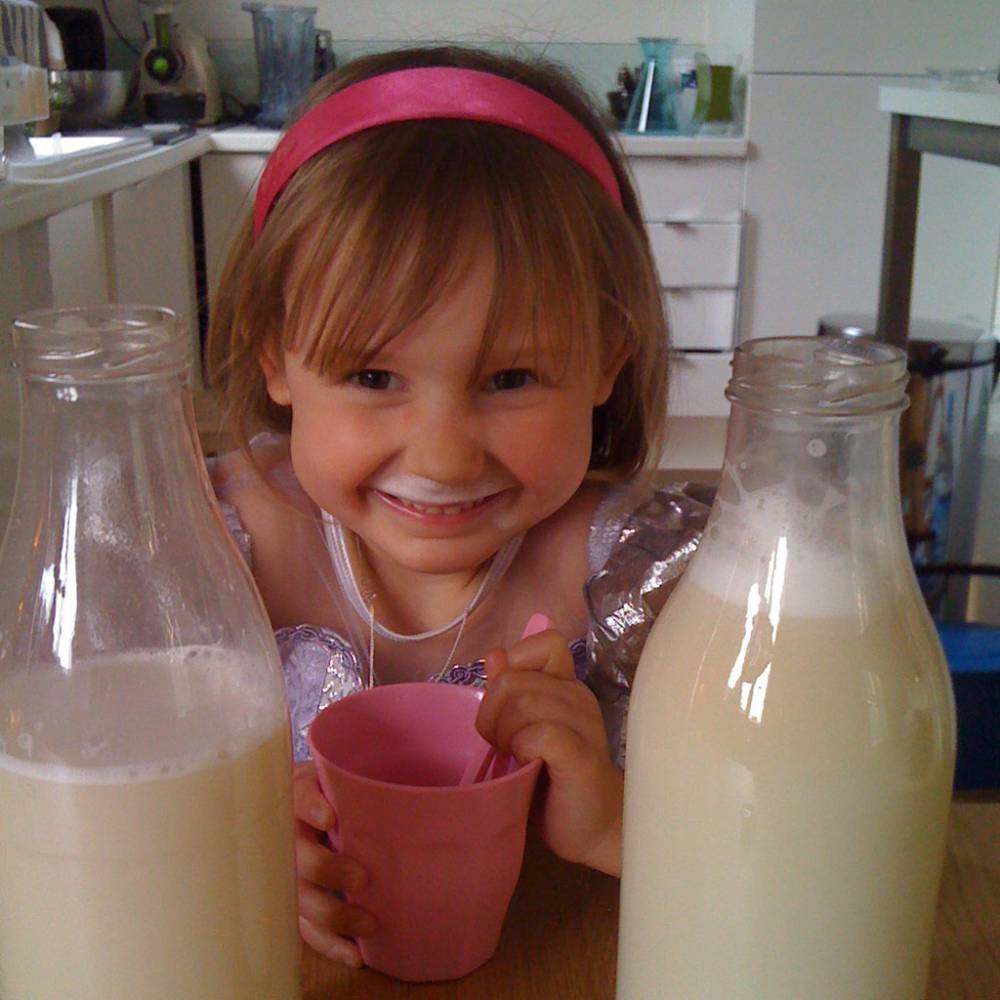 Cât lapte trebuie să bea un copil - lapte-1417790010.jpg