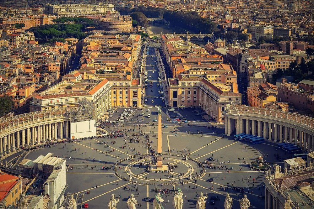 Vaticanul, pe urmele unui mare mister. Papa și-a dat acordul - large-1562838803.jpg