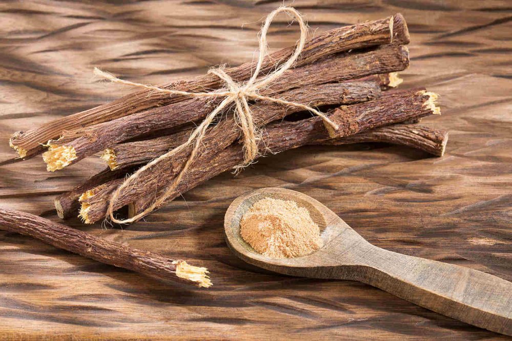 Rădăcina de lemn dulce ajută la calmarea disconfortului gastric - lemndulce-1662642525.jpg