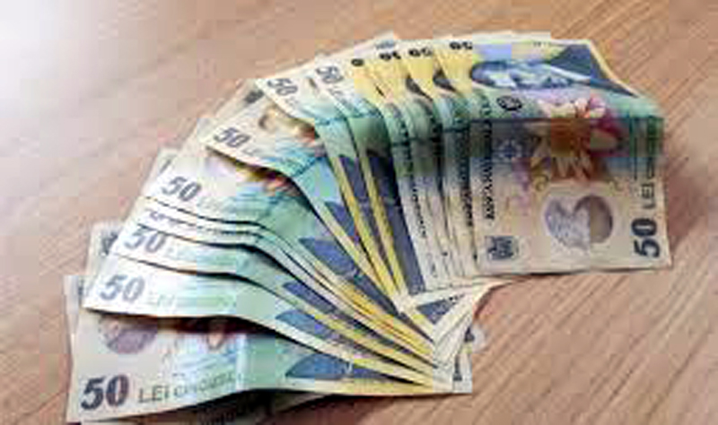 Leul câștigă la dolar și francul elvețian, dar pierde la euro - leul2003-1521555228.jpg