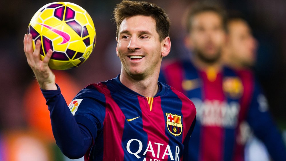 Fotbal: Messi a lansat o colecție de îmbrăcăminte inspirată din viața sa - lionelmessi17370200-1568972169.jpg