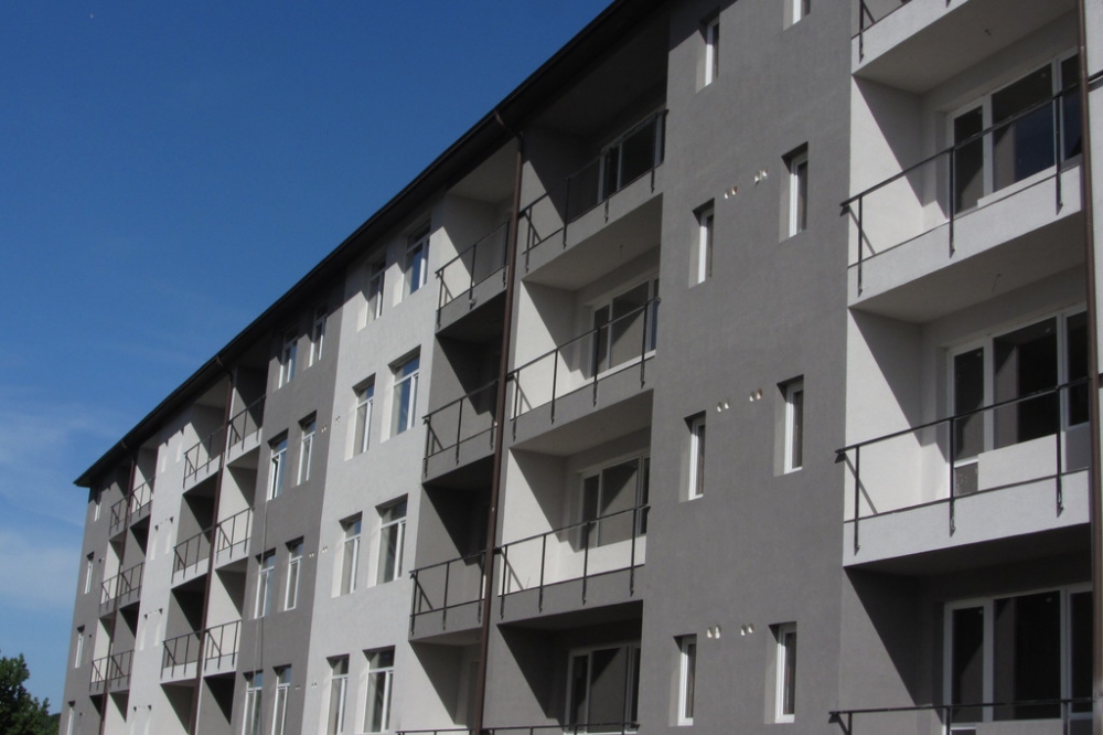 Peste 1.200 de locuințe au fost finalizate în primul trimestru din 2013, în sud - estul țării - locuinta-1370327807.jpg