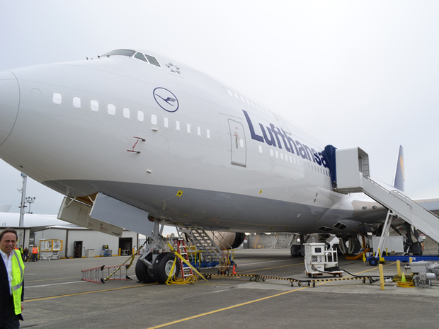 Lufthansa vânează corporatiștii din avion că să le furnizeze oferte personalizate - lufthansavaneaza-1425056791.jpg