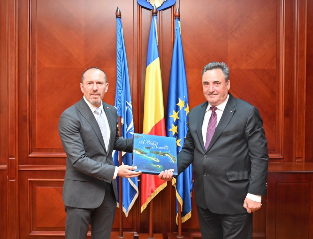 Preşedintele CJC, Mihai Lupu, întâlnire la Constanţa cu ambasadorul Turciei - lupu-ambasador-turc-1686746181.jpg