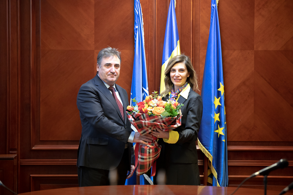 Preşedintele CJC, Mihai Lupu, întâlnire cu ambasadoarea Turciei la Bucureşti - lupuambasadoare-1673369915.jpg