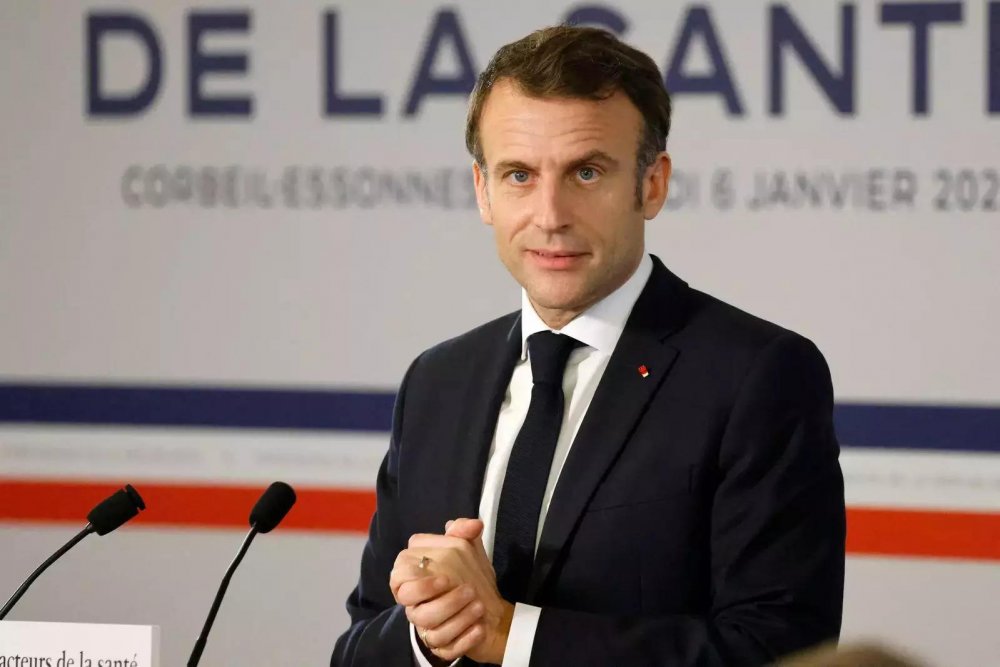 Emmanuel Macron îşi apără contestata sa reformă a pensiilor - macronpensii-1676983249.jpg
