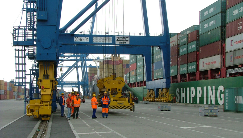Mai are nevoie portul Constanța de un nou terminal de containere? - maiarenevoie-1412266956.jpg