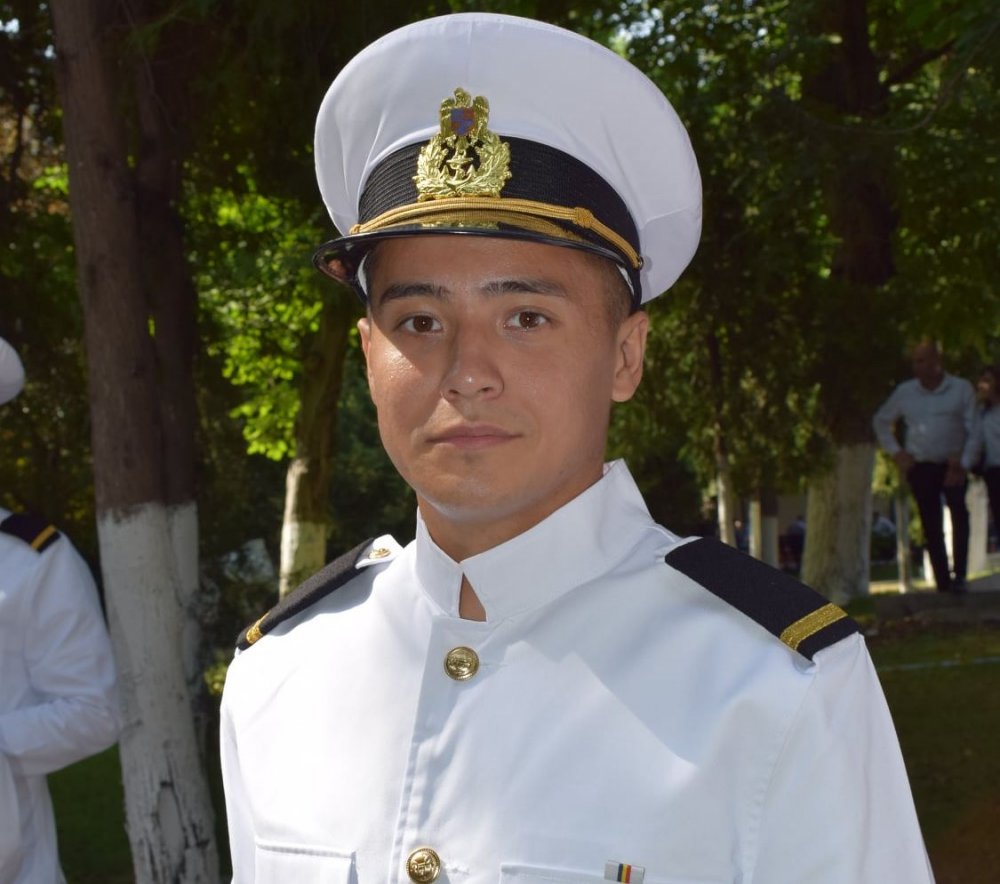 Maistru militar clasa a V-a, Onur Derviş, şef de promoţie Specialitatea „Motoare şi Maşini Navale” - maistrumilitaronurdervis-1628881536.jpg