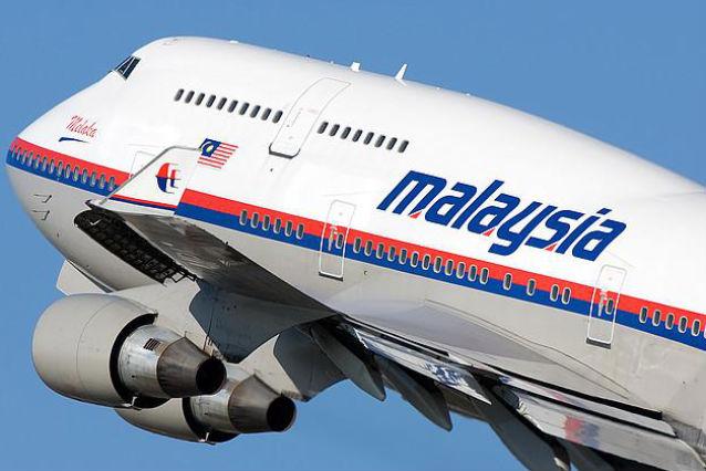 Telefoanele unor pasageri din avionul dispărut în Asia încă mai sună - malaysia-1394553041.jpg