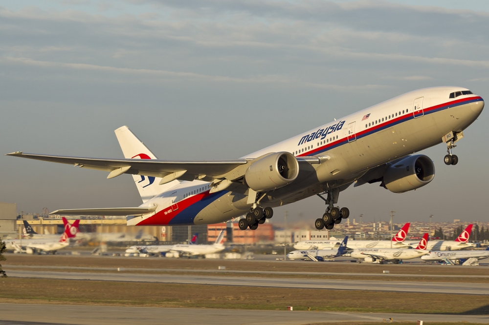 Malaysia anunță că au fost șterse date din simulatorul pilotului zborului MH370 - malaysiaairlinesboeing777200er9m-1395229050.jpg