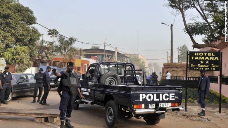 Mali / 13 cetățeni străini, uciși în atacul de la Bamako - mali-1448127856.jpg