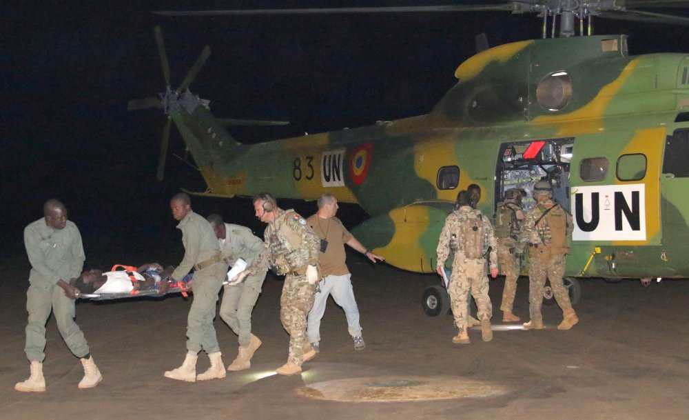 Carpathian Pumas - misiune de evacuare medicală pe timp de noapte - mali-1582029864.jpg