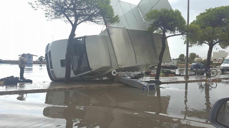 Stare de calamitate în Italia. Asistență MAE pentru românii afectați UPDATE - maltempo3538825001-1505111365.jpg