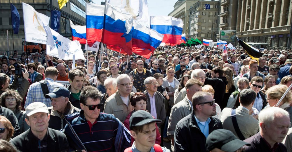 Manifestații împotriva Kremlinului, la apelul comuniștilor - manifestatii-1553453351.jpg