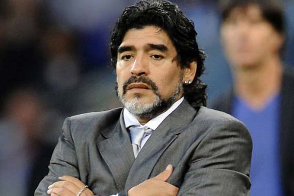 Maradona regretă absența Italiei la Mondialul din Rusia - mara-1510680134.jpg