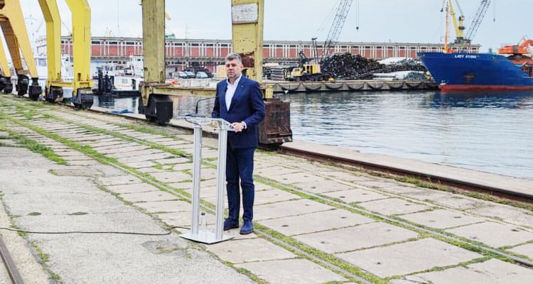 Premierul Marcel Ciolacu susţine modernizarea infrastructurii feroviare din Portul Constanța - marcel-ciolacu-port-1695919108.jpg