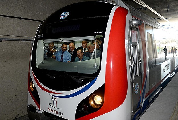 Transportul în tunelul Marmaray a fost oprit pentru scurt timp, la doar o zi de la inaugurare - marmaray-1383128649.jpg