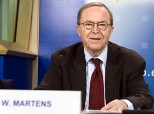 Wilfried Martens, reales președinte al PPE - martens-1350563154.jpg