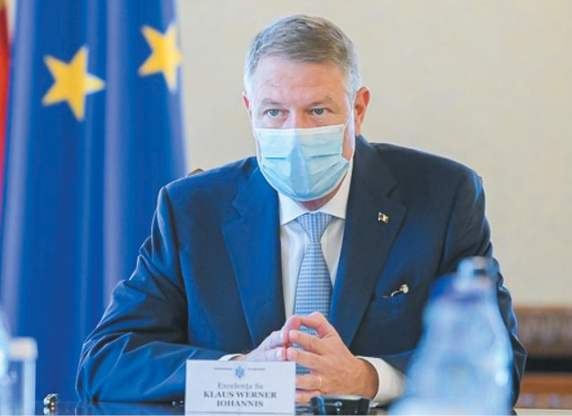 Klaus Iohannis a convocat o nouă ședință pentru gestionarea pandemiei de Covid la Cotroceni - masca-1608201965.jpg