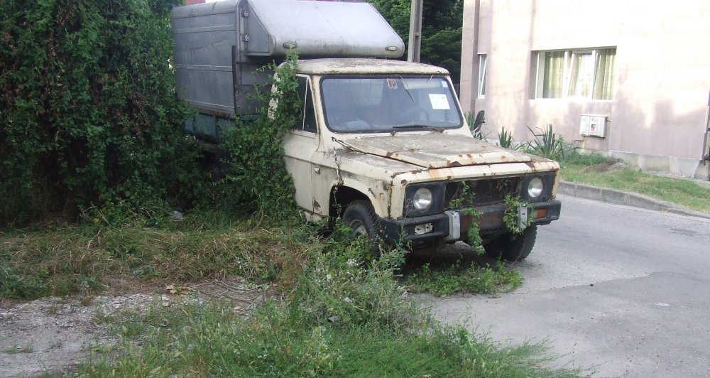 Mașinile abandonate, în atenția Primăriei Constanța - masiniabandonatedscf3547-1555691091.jpg