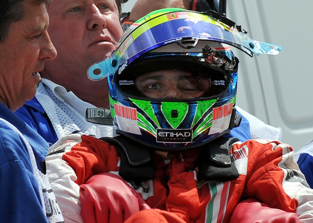 Accident teribil. Felipe Massa s-a răsturnat cu bolidul de Formula 1 - massacrash0081248722844-1405868044.jpg