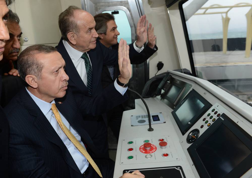 Prima linie de metrou automată din Istanbul, inaugurată de Erdogan - maxresdefault-1513429954.jpg