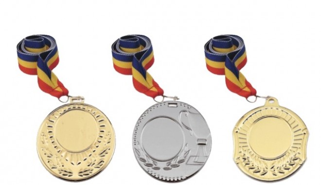 Iată ce medalii au obținut elevii la Olimpiada Internațională de Științe pentru juniori - medalii1375004405-1386772682.jpg