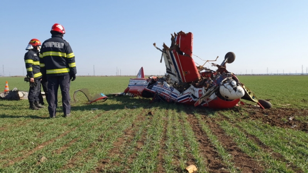 TRAGEDIE AVIATICĂ ÎN ROMÂNIA. Cine este pilotul care a murit, azi, în avionul de acrobație PRĂBUȘIT - media164830405668628300-1648304957.jpg